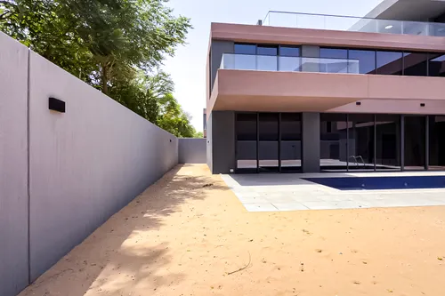 5 Bedrooms Villa in Kaya Image