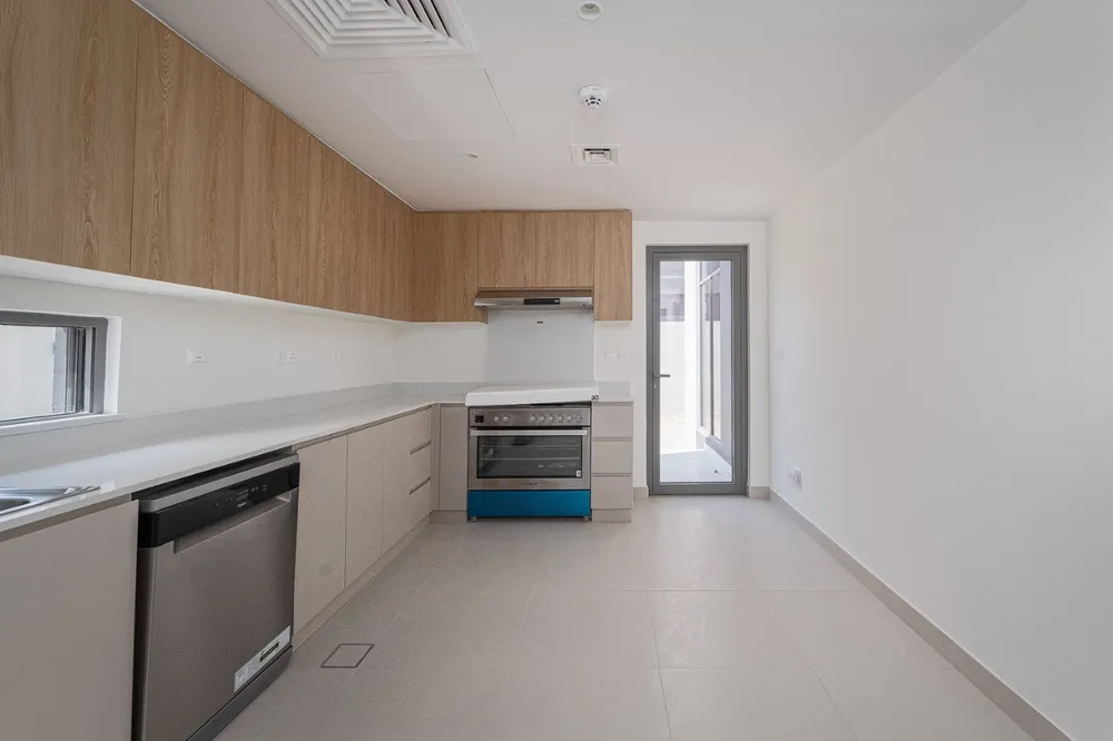 4 Bedrooms Villa in The Pulse Beachfront 3