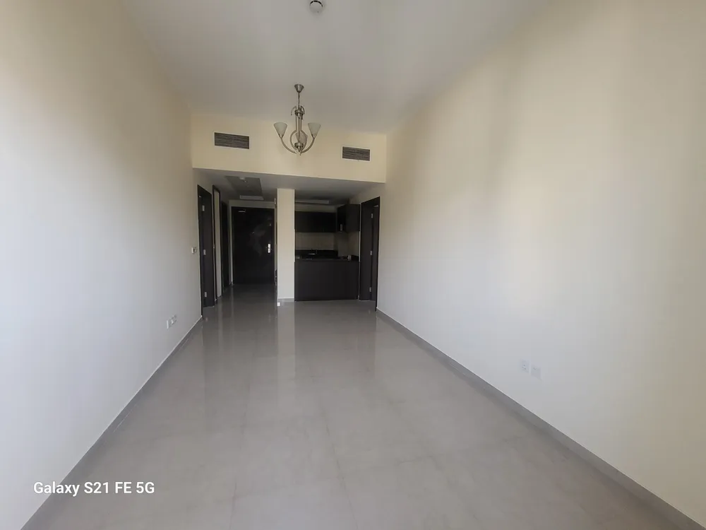 2 Bedrooms Apartment in Hanover Square