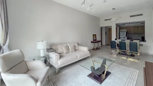 1 Bedroom Apartment in Eleganz by Danube Image