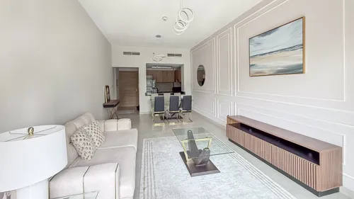 1 Bedroom Apartment in Eleganz by Danube Image