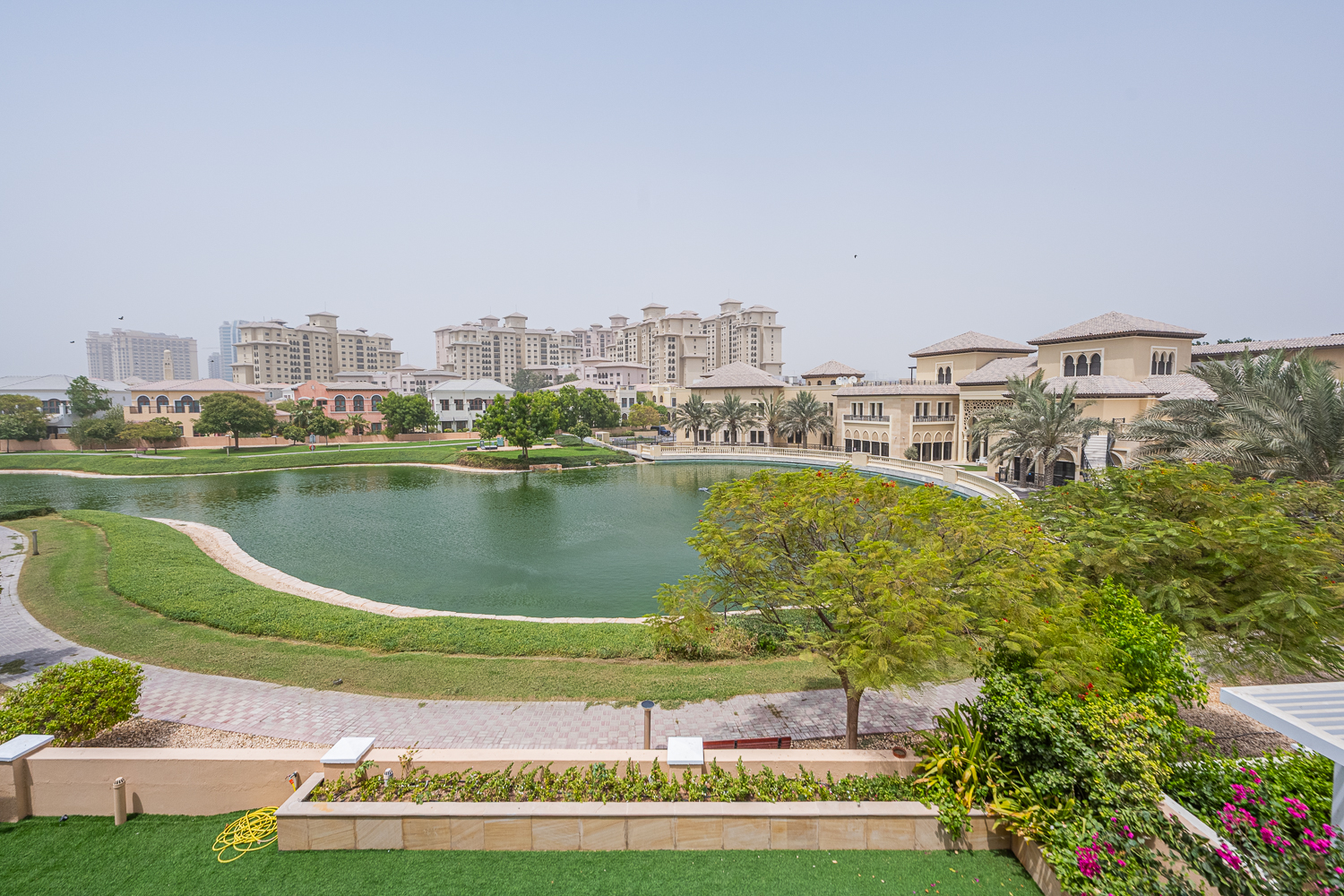 4 Bedrooms Villa in Orange Lake Image