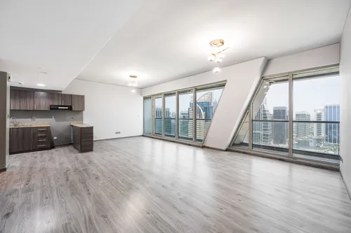 3 Bedrooms Apartment in Dubai Arch Image